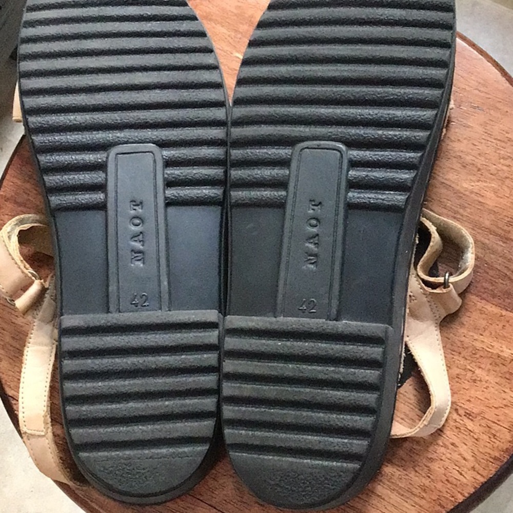 Naot sandals size 42/11 - Picture 5 of 5